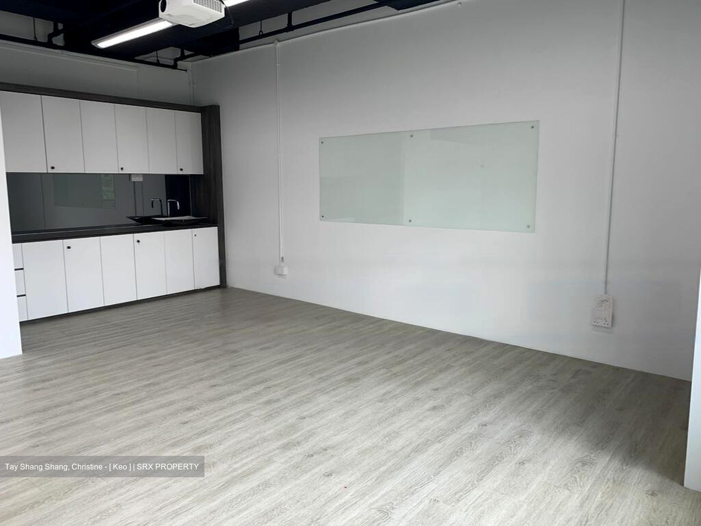 Wis@changi (D14), Office #460175961